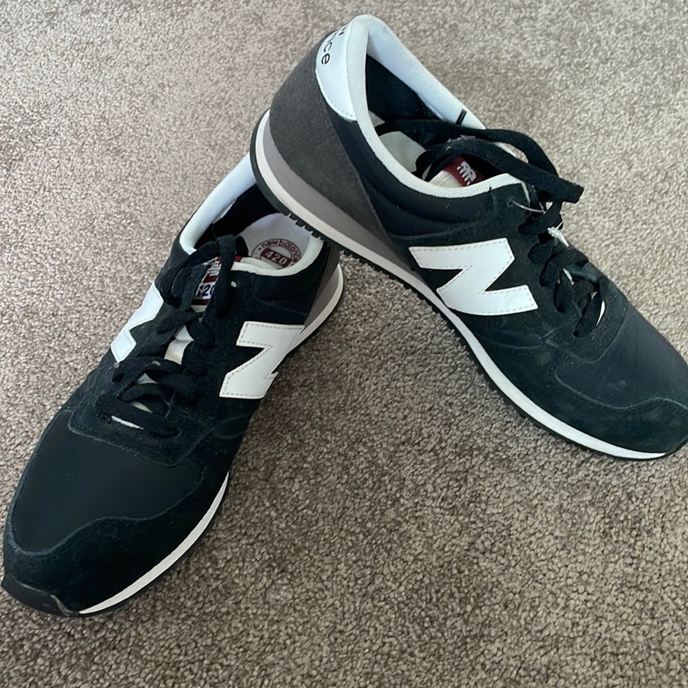 New Balance 420